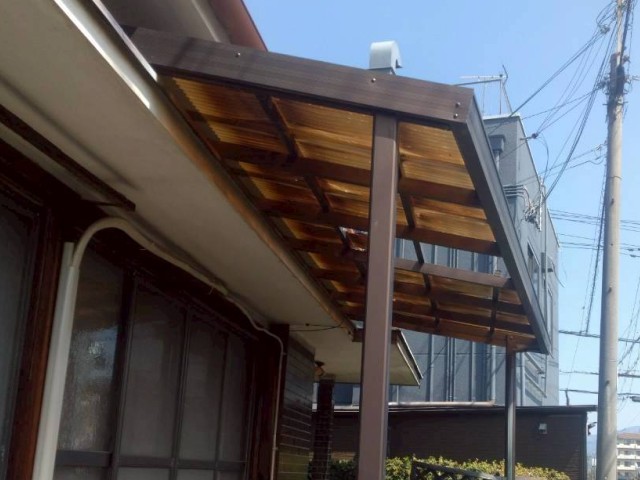 波板　ビフォー